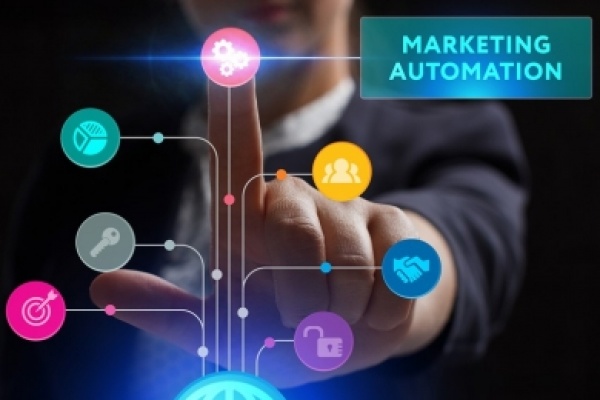 CRM Hedge Fund: Better engage your investors with personalized Marketing
